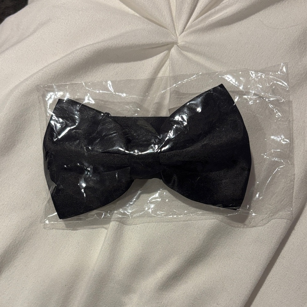 Black Bow Tie